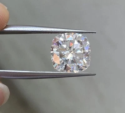 1.60 Carat Cushion Cut Lab Grown Diamond VVS1 D Color Certified Loose Diamond - Image 1 of 4