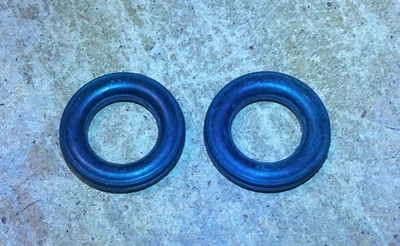 2-lot 1/16 scale 1/4" x 1 5/8" diameter 3 rib rubber tractor tires new - Image 1 of 2