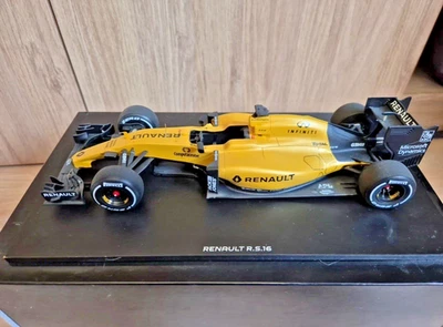 Spark 1/18 Renault RS16 Showcar 2016 Magnussen Palmer Resin F1 MIB - Image 1 of 4