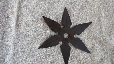 ANTIQUE ORIGINAL METAL TEMPLATE STAR QUILTING SEWING STITCHING PATTERN - Image 1 of 3