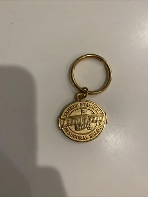 2009 Yankee Stadium Inaugural Season Stadium Tours Keychain Zales New York (New) - Image 1 of 2