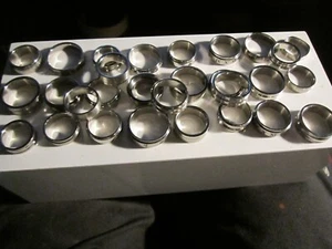29 STAINLESS STEEL RINGS SIZES 3 - 12 ASSORTED DESIGNS & SPINNERS LOT A -OFC-T2 - Picture 1 of 5