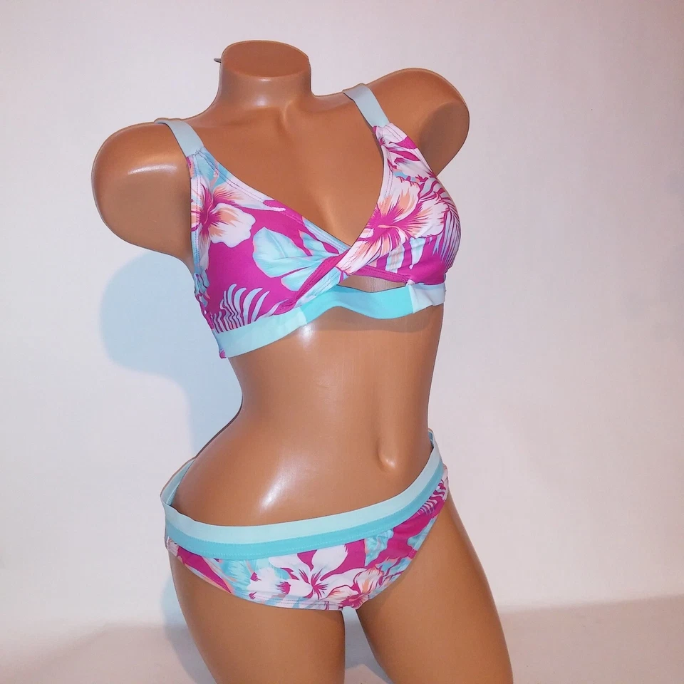 Bikini de Natación Decree Grande Superior e Inferior Rosa Azul Floral Estilo Bralette Inalámbrico Foto 1 de 4
