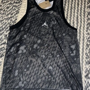 Maglia Nike Dri-FIT Jordan Sport Mesh Nera Uomo Nuova con etichette Taglia M-XXL FN5854-010 $55 - Foto 1 di 3