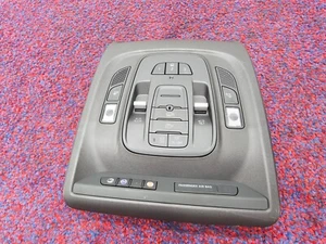 CADILLAC CT6 AWD 16-19 OEM ROOF OVERHEAD CONSOLE DOME LIGHT LAMP SWITCH PANEL - Bild 1 von 7