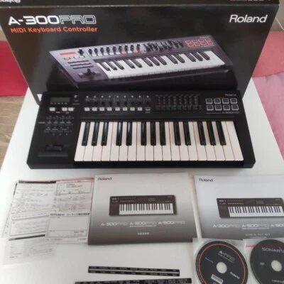 Roland A-300Pro Midi Keyboard Controller Synthesizer 32 keys Japan - Image 1 of 4