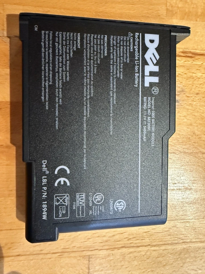 Módulo de batería Dell Inspiron 5000. NUEVO. Modelo BAT30WL.  Clasificación 11.1V 5400mAH Foto 1 de 2