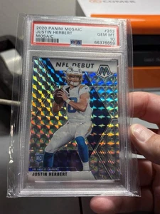 2020 Justin Herbert PSA 10 Panini Mosaic NFL Debut #263 Rookie RC Los Angeles SP - Bild 1 von 1