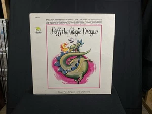 Vintage! “Puff the Magic Dragon" Vinyl 33 1/2 Peter Pan Singers and Orchestra - Picture 1 of 3