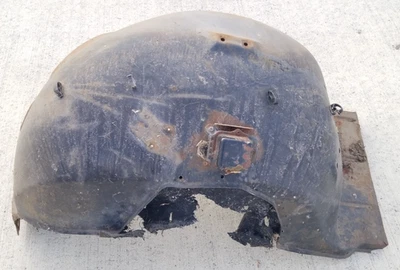 Guardabarros interior conductor izquierdo parte Pontiac Grand Prix 1963 y Bonneville Foto 1 de 4