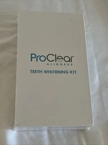 Kit sbiancamento denti allineatori ProClear - Foto 1 di 7
