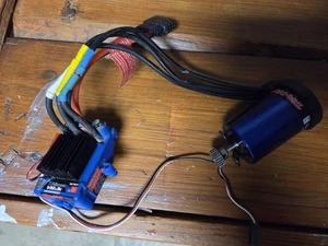 Traxxas VXL-3s Velineon Brushless 3551r - Picture 1 of 5