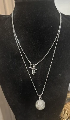 "Collar colgante de diamantes de imitación bola redonda MICHAEL KORS 32"" Foto 1 de 4