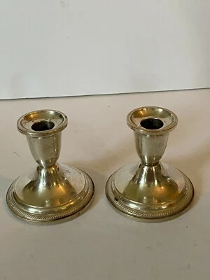 F. B. ROGERS CO. SET OF 2 CANDLE HOLDERS STERLING WEIGHTED Foto 1 de 3