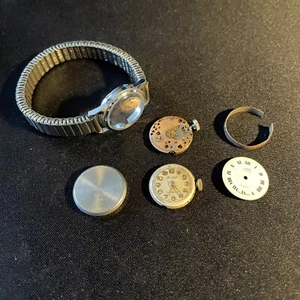 Juego de relojes vintage Accurist/UNO para damas - 2 movimientos, 21 joyas, suizo, Fixoflex - Imagen 1 de 8