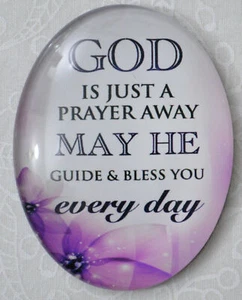 Magnet, 54 x 44mm Glass, God Just A Prayer Away - Imagen 1 de 1