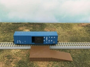 Loading Platform Dock with Ramp - Z Scale 1:220 - No Assembly Required! - Picture 1 of 9