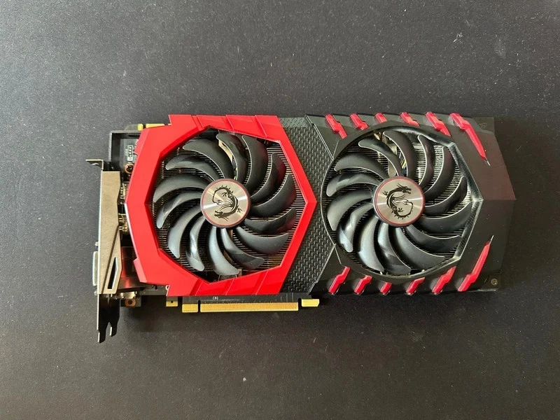 Nvidia MSI GTX 1070 Ti Gaming Graphics Card 8 GB GDDR5 DX12 in ottime condizioni - Immagine 1 di 4