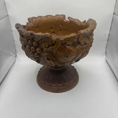 Cuenco grande tallado en madera de nogal hecho a mano - Cuenco de madera armenia - Plato de caramelo de madera Foto 1 de 4