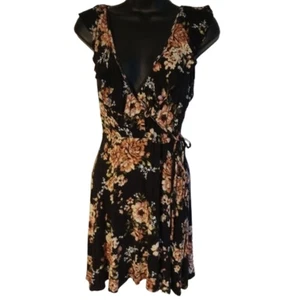 Mini vestido floral negro talla pequeña de Francesca para mujer - Imagen 1 de 7