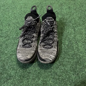 Nike KD 11 Black White Flyknit Oreo Size 9.5 AO2604-004 Zoom React - Picture 1 of 9