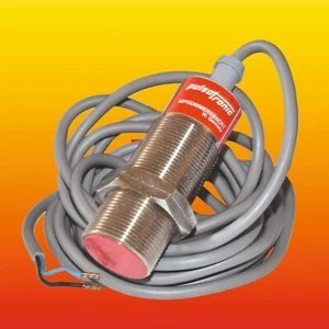 PULSOTRONIC 9916-21 INDUKTIVER NÄHESENSOR SCHALTER NC AC/DC M30 40VA 24-220V - Bild 1 von 3
