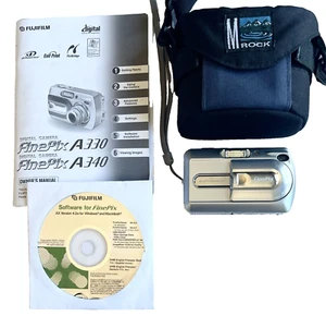 EXCELENTE CÁMARA DIGITAL FUJIFILM FINEPIX A340 4,0 MP CON ESTUCHE DE CÁMARA Y MANUALES - Imagen 1 de 6