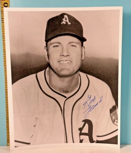 Vintage Gus Zernial Autographed Photo Philadelphia A's 11 Seasons (d. 2011) - Picture 1 of 2
