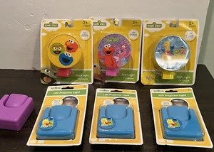 Sesame Street LED Night Light, Elmo & Friend & Projector Lot 6 new - Picture 1 of 15