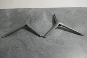 Pieds pour télé SAMSUNG model UE50AU7105K (occasion)(1) - Photo 1/4