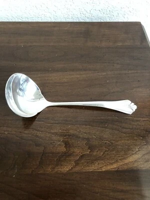 Oneida FLAUTA REAL Plateado CUCHARÓN GRAVY Cazo Comunidad Betty Crocker Foto 1 de 4