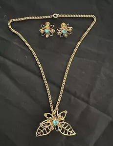 Vintage Bugbee Niles BN Blue Rhinestone Pendant Necklace Screwback Earrings Set - Picture 1 of 18