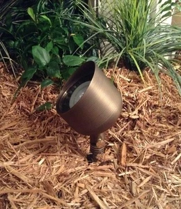 Pinnacle Solid Brass Supernova Halogen Wall Wash Flood Garden Light Low Voltage - Picture 1 of 4