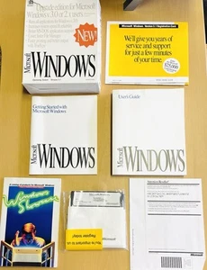 Microsoft Windows 3.1 UPGRADE Edition For Windows 3.0 or 2.X Users 3.5"Disks - Picture 1 of 12