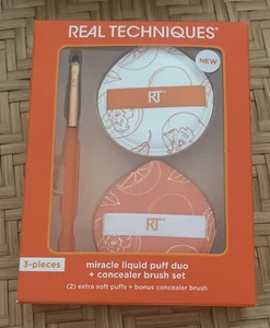 Real Techniques Miracle Liquid Extra Soft Puff Duo & Concealer Pinsel Set - Bild 1 von 2
