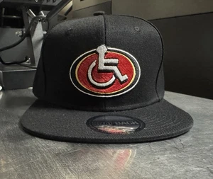 Handi Niners Snapback - San Fran Faithful Flatbill Lesionado IR - Handicap 49ers - Imagen 1 de 5