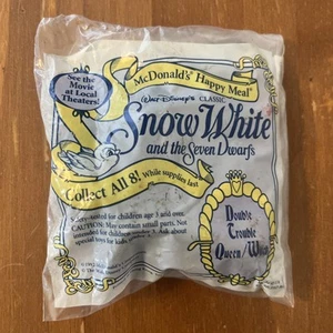1992 McDonald’s Happy Meal Schneewittchen & 7 Zwerge Double Trouble Queen/Hexe Neu in Verpackung - Bild 1 von 2