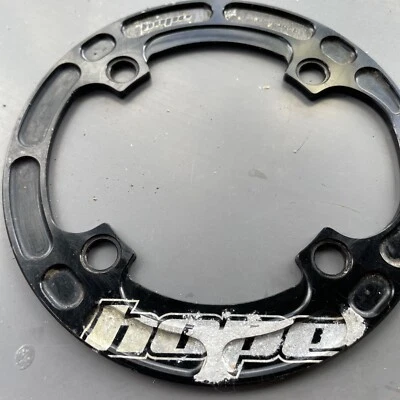 Hope Bash Guard 104 BCD 32T 34T Plate Ring Aluminium Black Chain Ring Cover - Image 1 of 4