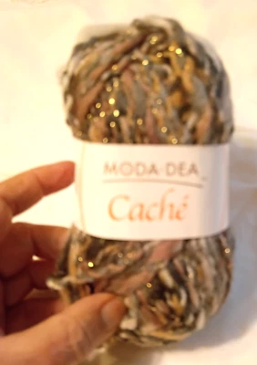 1 SKIEN MODA DEA CACHE YARN. SERENGETI, 2332, 1.76 OZ. 72 YARDS - Image 1 of 4