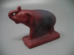 Estatuilla mate de colección Van Briggle cerámica elefante persa rosa morera - Imagen 1 de 8