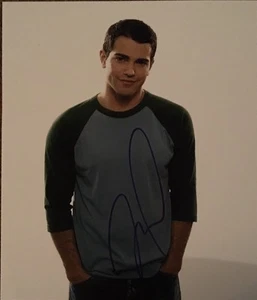Jesse Metcalfe Signed 10x8 Photo - US Actor - Picture 1 of 1