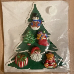 Avon Christmas Ledges Novelty Button Covers Set of 6. New In Plastic Vintage - Picture 1 of 6