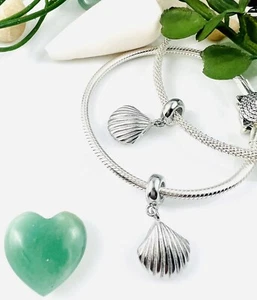 Genuine 925 Sterling Silver Dangle Charm Pendant Sea Shell Ocean Travel Holiday - Picture 1 of 10