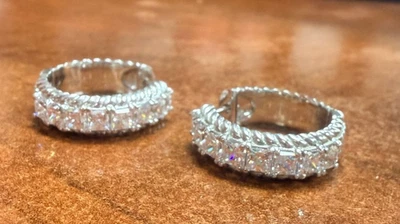 Pendientes de aro Judith Ripka de plata esterlina corte princesa circonita cúbica [115DUW] Foto 1 de 4