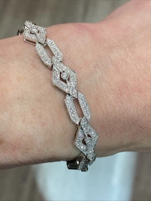 Brazalete de diamantes Art Deco para mujer en oro blanco de 18 k de 6,5 pulgadas Foto 1 de 4