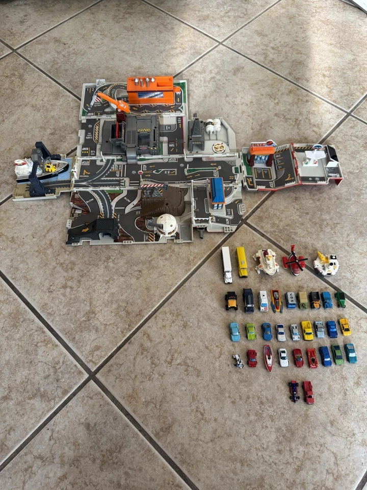 Rare Micro Machines , LGT, LGTI 1994-1997 Collection Otto’s Trucking Near Mint - Image 1 of 4