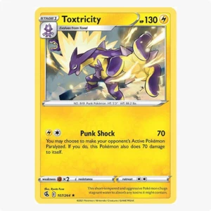 Toxtricity (107) 107/264 Fusion Strike Pokemon TCG Holo Rare - Picture 1 of 2