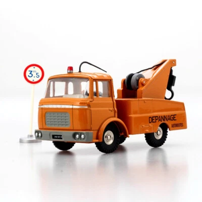 Grúa vehículo de ingeniería DINKY TOYS 589A DÉPANNEUSE BERLIET MODELO DIECAST 1/43 Foto 1 de 4