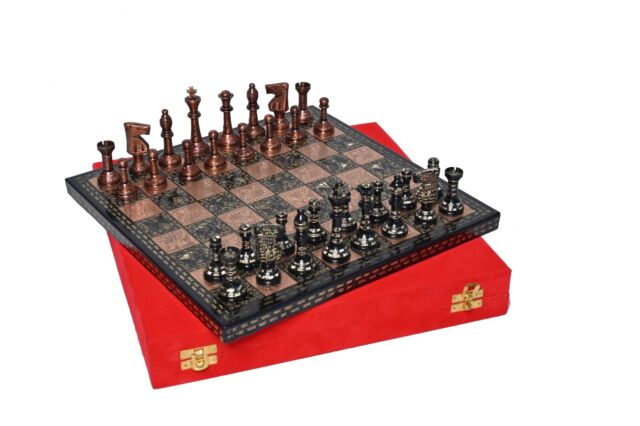 WE Games English Staunton Wood Chess Pieces, Treasure Box, Weighted, 3.5 in  King