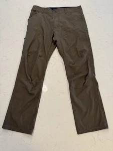 KUHL Free Radikl Pants Mens 34x30 Hiking Outdoors Camping RN#108846 EUC - Picture 1 of 12